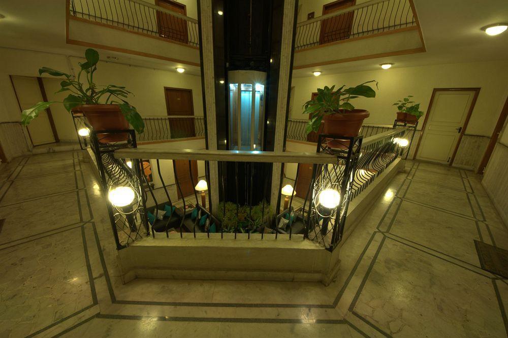 Hm Suites & Studios Bengaluru Zewnętrze zdjęcie